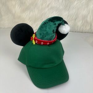 DISNEY PARKS MICKEY MOUSE HOLIDAY BASEBALL CAP ELF FOR ADULT GREEN SANTA HAT